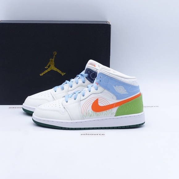 Jordan Shoes - NEW Jordan 1 Mid SE Sneakers DX2462-100 Sail
